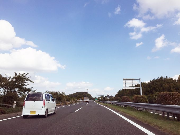 熊本へ向かう高速道路