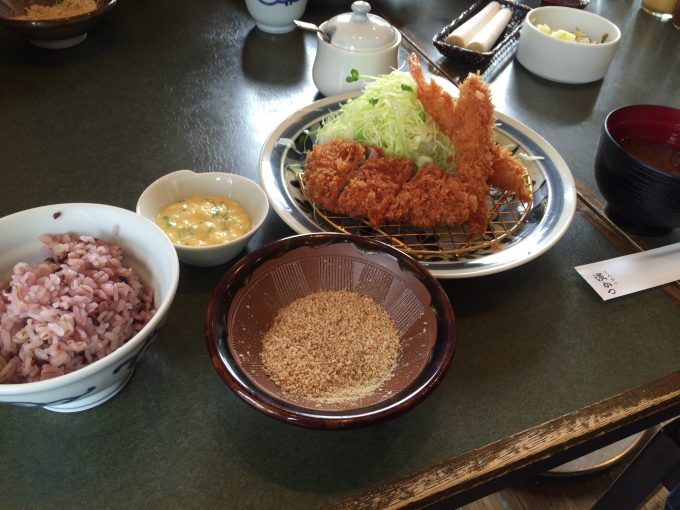 エビフライとヒレかつランチ