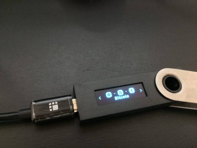 ledger nano sに表示されたビットコインのアイコン