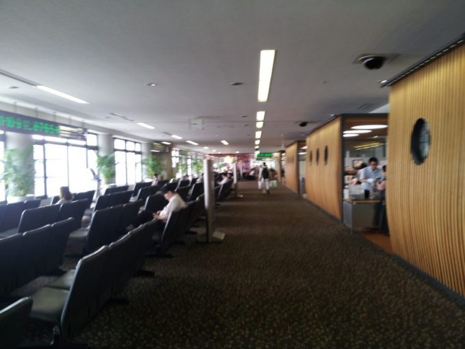 宮崎空港の待合室