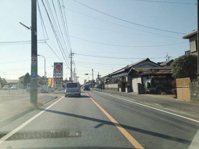 都城市、麺魂（めんそうる）の前の道路