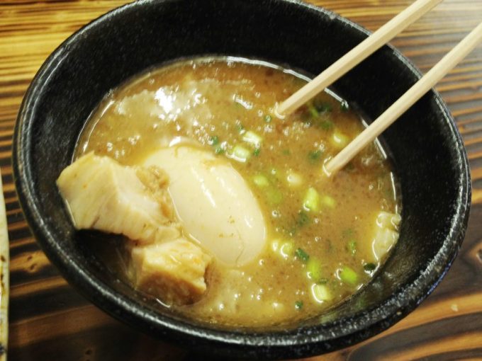 麺魂（めんそうる）、つけ麺のつけ汁