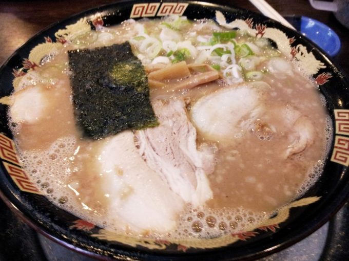 風来軒のドロドロ濃厚とんこつラーメン