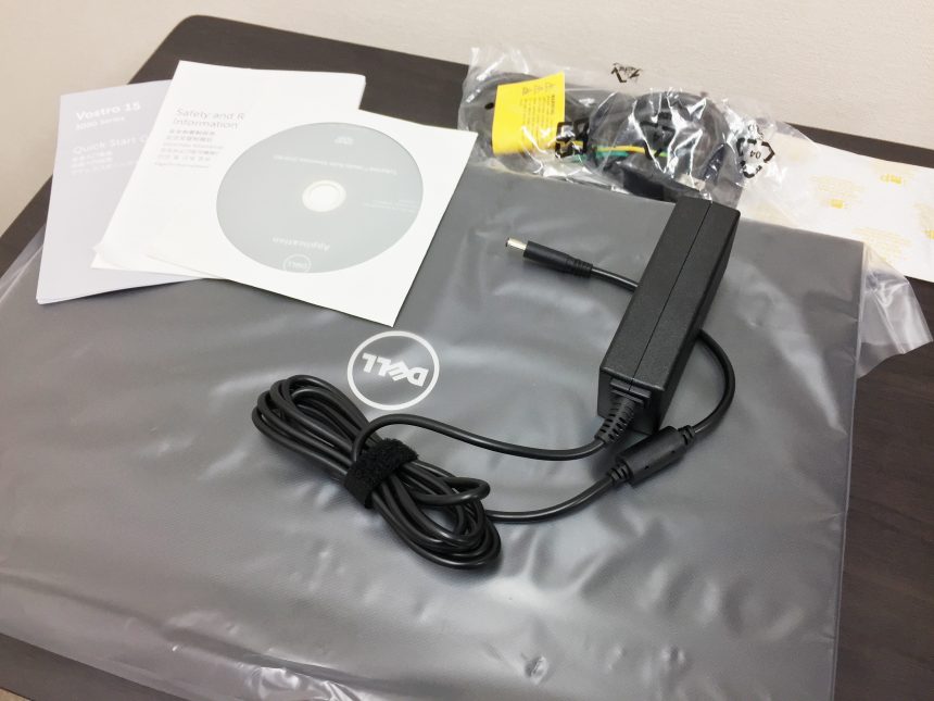 Dell vostro15-3000-3568、本体と付属品一覧