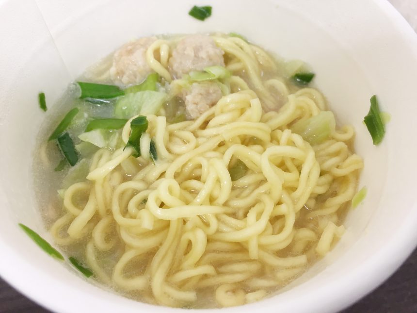 和ラー博多水炊きの麺をほぐした状態