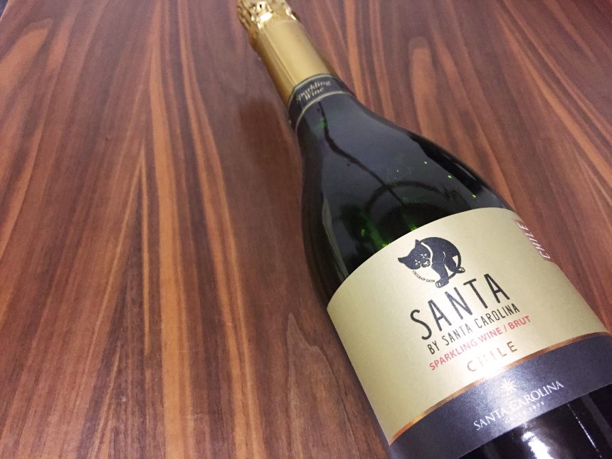 SANTAスパークリングワインBRUTのボトルラベル