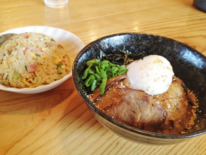 チャーシュー丼とチャーハンセット