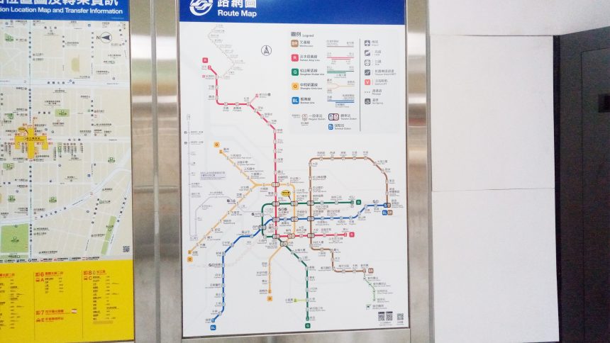 台湾、松江南京駅に掲示されたMRT（台湾の地下鉄）路線図